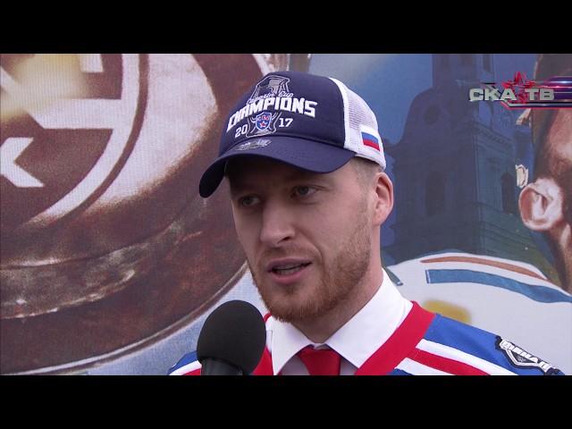 Антон Белов на чемпионском параде СКА