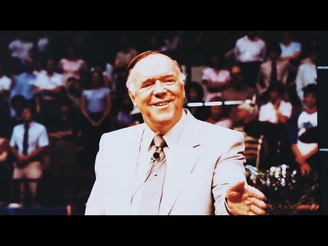 The Anointing Breaks the Yoke - Kenneth Hagin