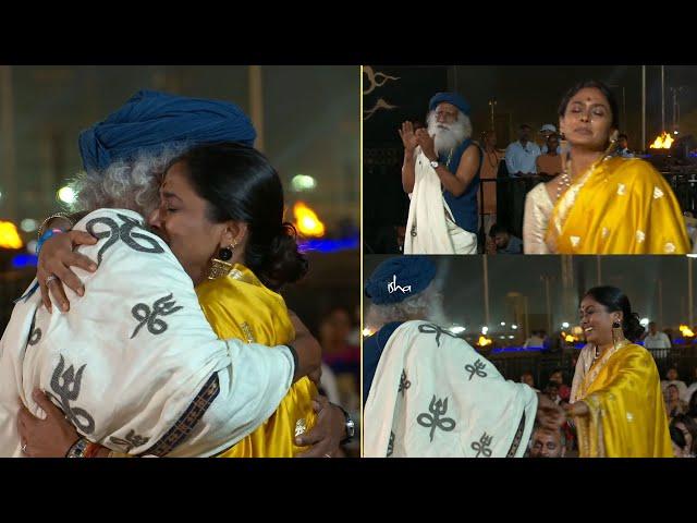 Sadhguru’s Daughter Gets Emotional & Dances with Him | Heartwarming Moment