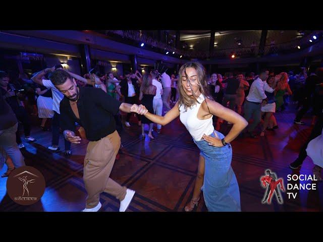 Social Dancing Panagiotis & Gizem #back2mambo Prague