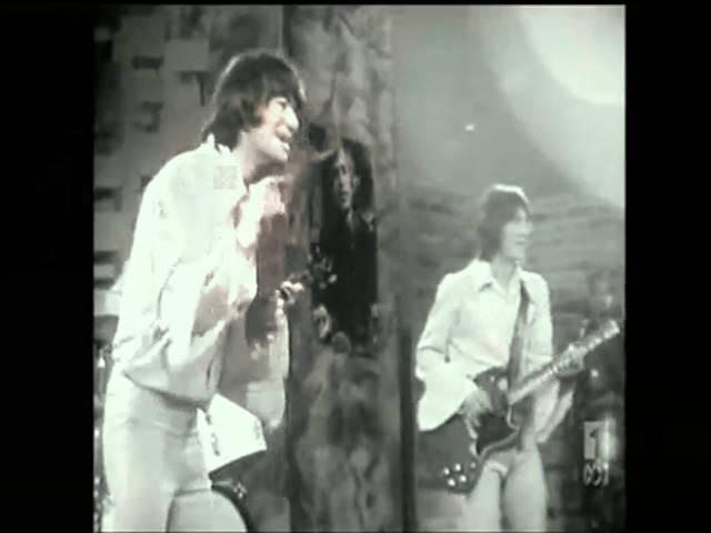 Bon Scott & Vince Lovegrove - The Valentines - Nick Nack Paddy Wack 12th July 1969 Hit Scene