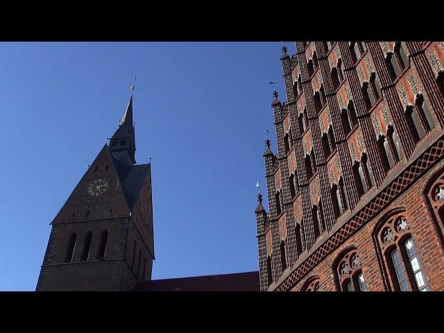 Hannover  Altes Rathaus  -  Gleann Bheatha