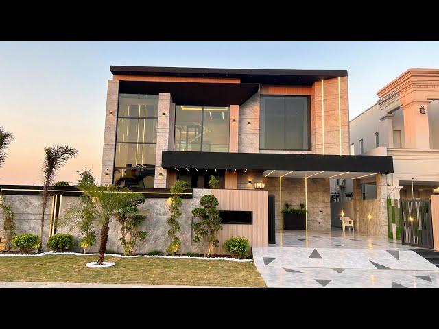 One of the Most Attractive House For Sale | DHA phase 7 Lahore | Reasonable Price