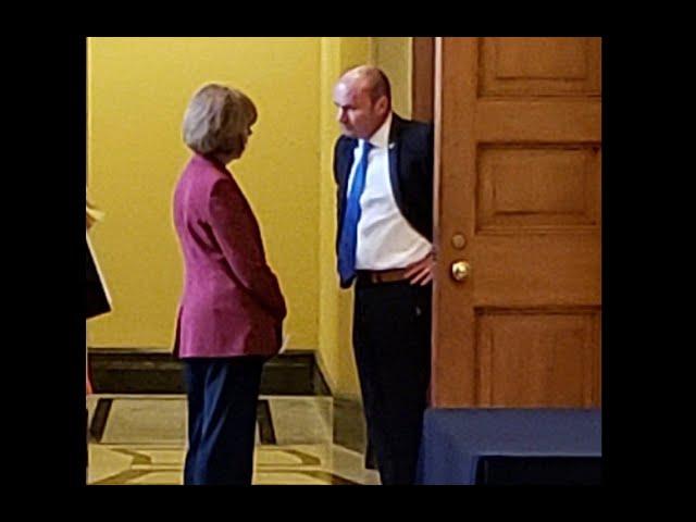 Senator Tina Smith confronts Republican Mike Lee for mocking assassination victims