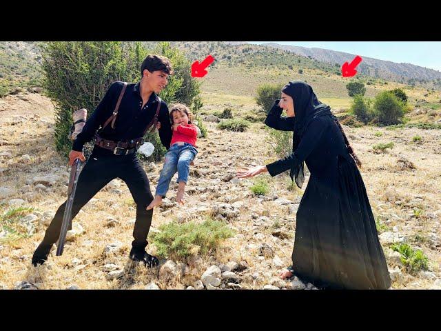 Yusuf's day and night efforts succeeded in finding Aida and Zulfa's happiness in the mountains.