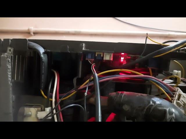 Lg Inverter Ac outdoor (error code - Ch- 32 )/ solution = Change ( 150 K Sensor ) in outdoor Pcb