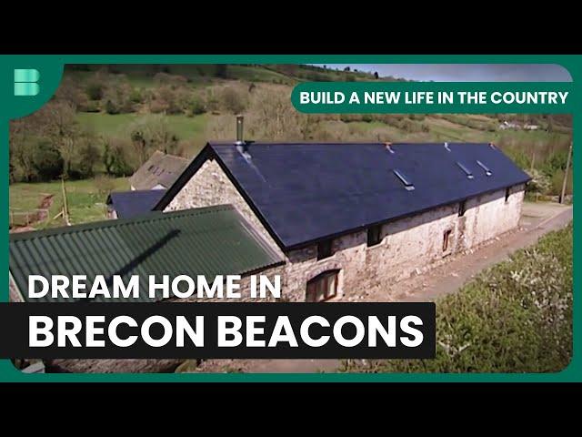 Renovating a Spectacular Barn! - Build A New Life in the Country - S04 EP2 - Real Estate