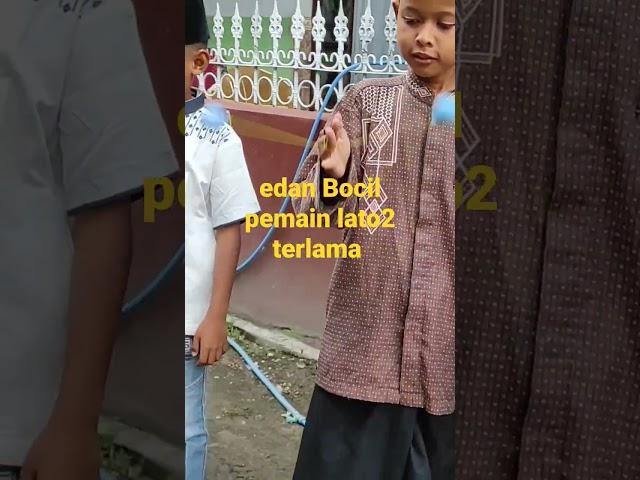 Bocil pemain lato lato terlama