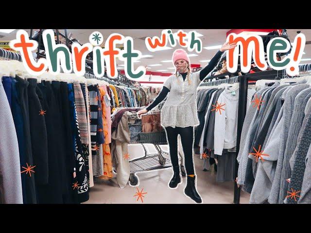 COME THRIFT WITH ME for gifts! || Secondhand Gift Guide for the Holidays!