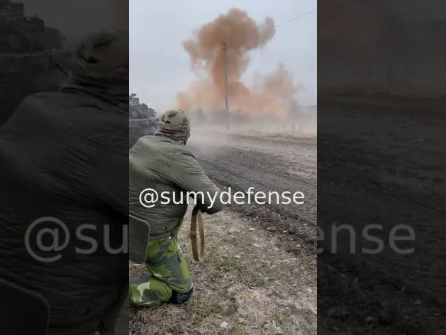 Sumy Territorial Defense forces recapture a village from the Russians & take prisoners