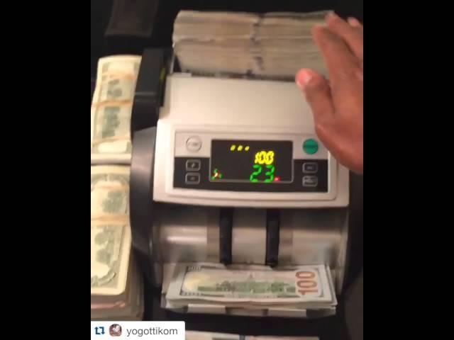 Rich People Flex - Money flex by @yogottikom