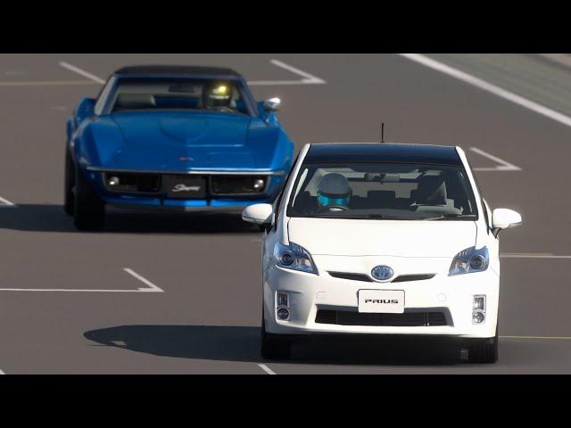 Chevrolet Corvette Convertible C3 1969 vs Toyota Prius G 2009 at Nurburgring Nordschleife Track Day