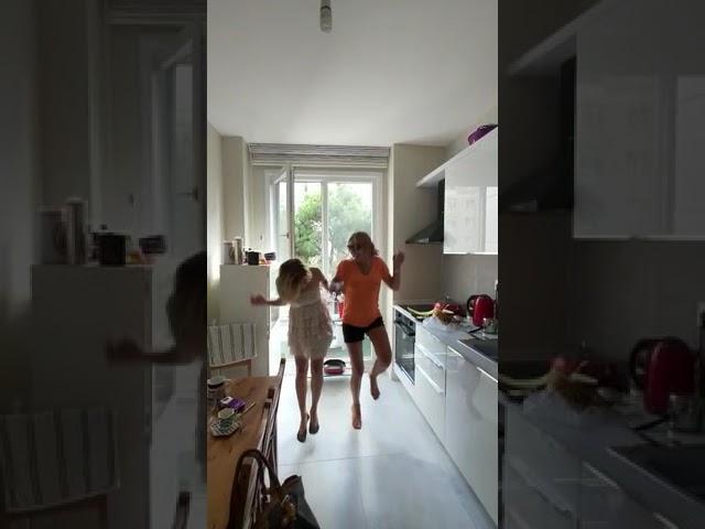 'halay'sız olmazher turk evladinin spotify listesi#halay#spotify#shorts#comics#dancing#komikvideo