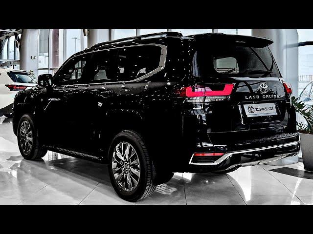 NEW Land Cruiser 300 (2024) - Interior and Exterior in Detail