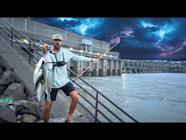 The HURRICANE Hit Arkansas and The Fish WENT CRAZY! -- CATCH and COOK Spicy Poor Man's Lobster!