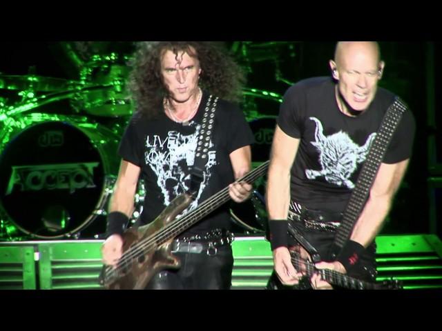 ACCEPT - Pandemic - Restless And Live (OFFICIAL LIVE CLIP)