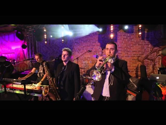 Bałkanica [Piersi cover, performed live by Revers Band]
