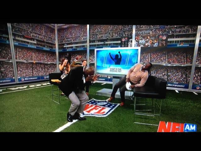 Terrell Davis trying Steelers William Gay's Touchdown Dance on NFLAM