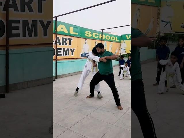 Self Defence ! Karate kid ! karate class ! fight ! Krishna sir Karate #combatsport