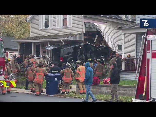 Car crashes into the front of home in Buffalo