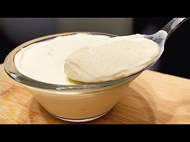 Why have I never thought of this method before? Homemade sour cream from 3 ingredients