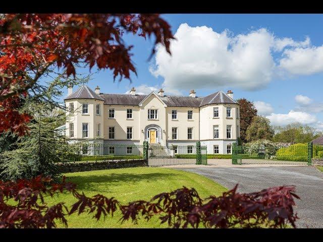 LAIRAKEEN HOUSE, BANAGHER, COUNTY GALWAY, IRELAND