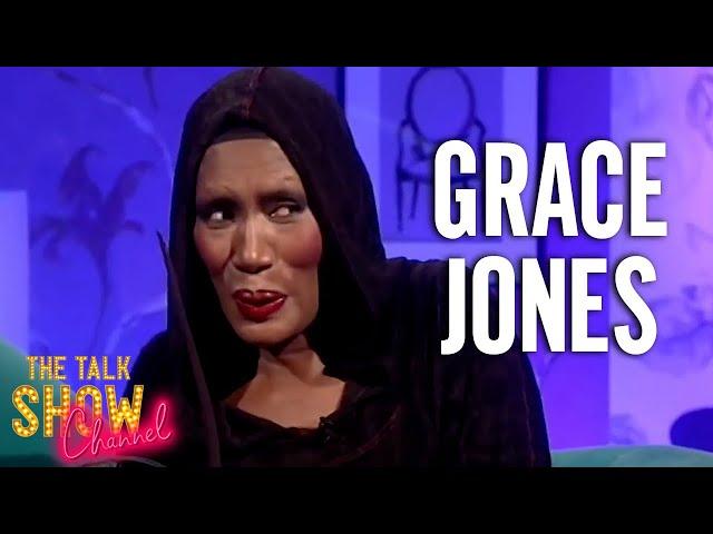 Grace Jones Does Oyster Shots With Alan Carr | The Talk Show Channel