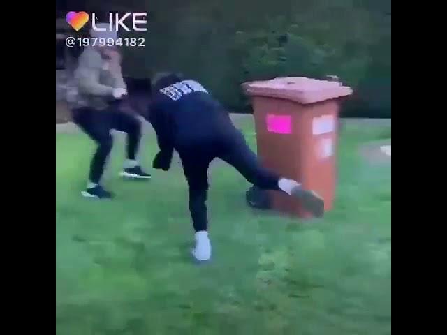 Like_6678934164083531802.mp4