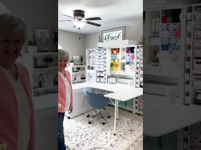 Dream CRAFT ROOM!  Take a peek…