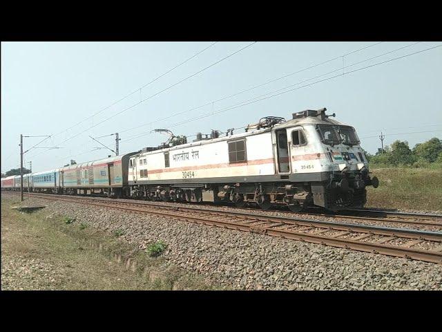 Tatanagar - Ara Express With BNDM WAP7 [ 30454 ]