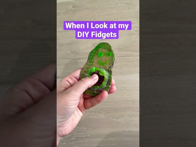 When I Look at My DIY Fidget Toys!  Mrs. Bench