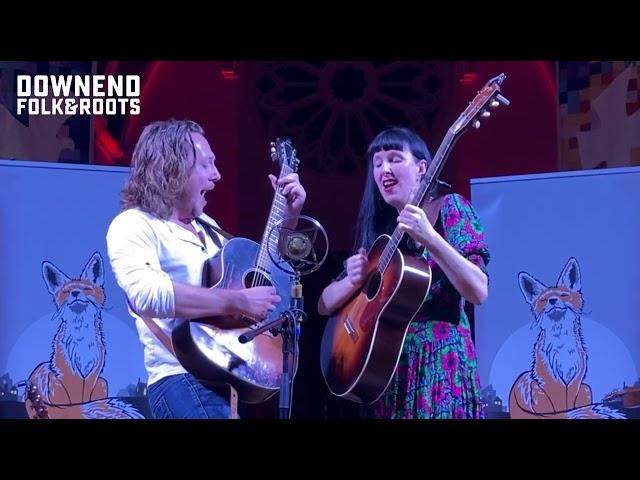 Hannah Sanders & Ben Savage - A Winter's Night (live at Downend Folk & Roots)