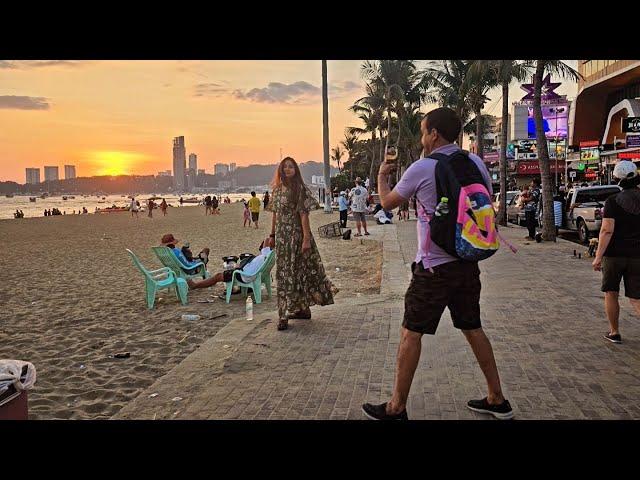 Walking tour Pattaya ｜ Walk along Thappraya Road ｜ From Jomtien to Pratamnak Hill ｜ WALK THAILAND