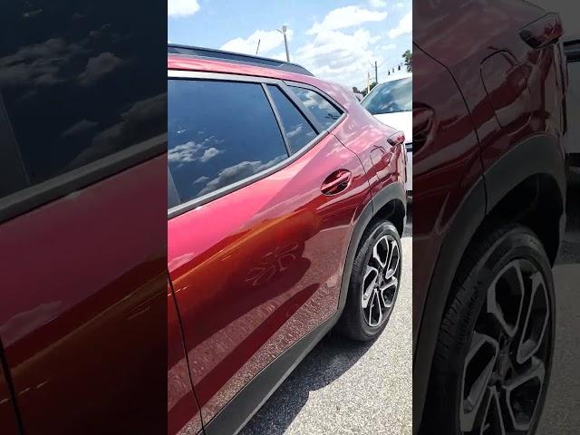 VIP Lindsey 2024 Trax 2RS Crimson Metallic