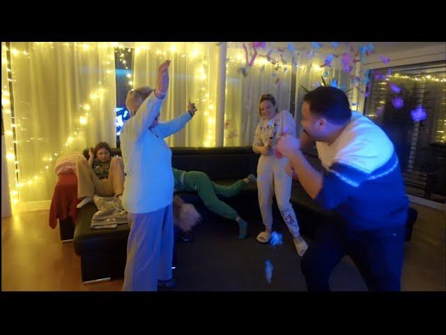 VLOGMAS ОТМЕЧАЕМ НОВЫЙ ГОД 2022  ОТКРЫВАЕM ПОДАРКИ / 31.12.21