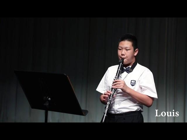 Hello Clarinet by Louis Liu
