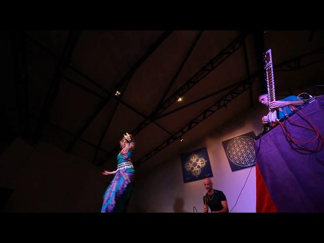 Alexandra Atakhanova. Odissi fusion with Tetouze&Jyoti, Open World, Moscow