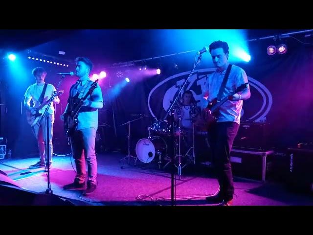 Gods Among Us live at King Tuts Wah Wah Hut. By Barranquismo