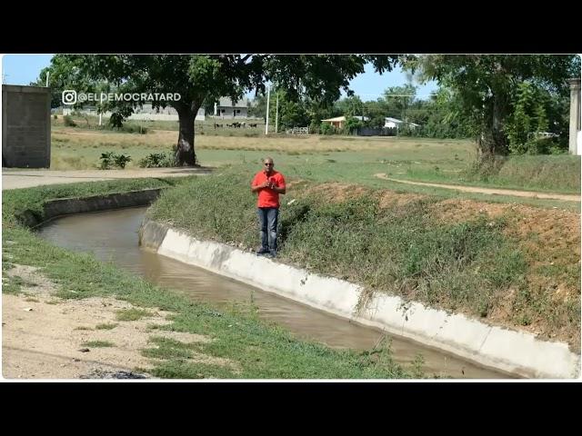 DOMINICAN CANAL AT THE DAJABON-MASSCRE RIVER - Canal Juan Carlos