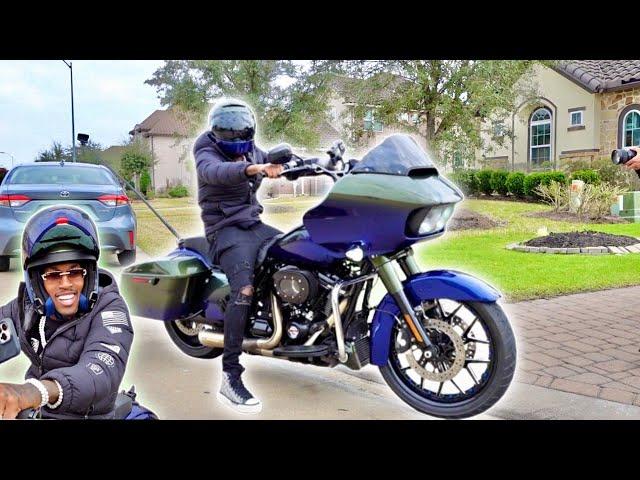 COREYSSG FIRST TIME RIDING A 131 HARLEY ROAD GLIDE!