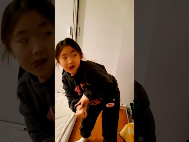 은행 플러팅 춤#초1#막내#은행#뭔지모름#강릉#닌뇨#bank#challenge#dance#쇼츠#챌린지