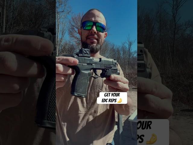 Monthly reminder to get your reps with your carry gun  #edc @sigsauerinc @radianweapons