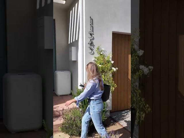 hyve home delivery pod - #porchpirate #porchpirates #smartlocker