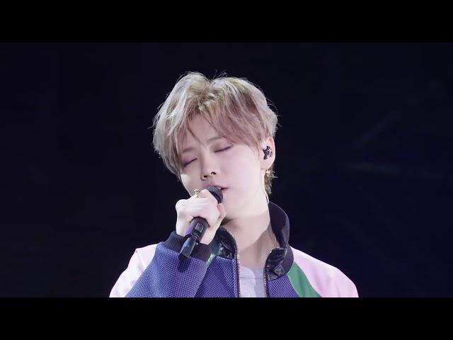 LuHan Studio! LuHan鹿晗 The MomentLive 2nd concert