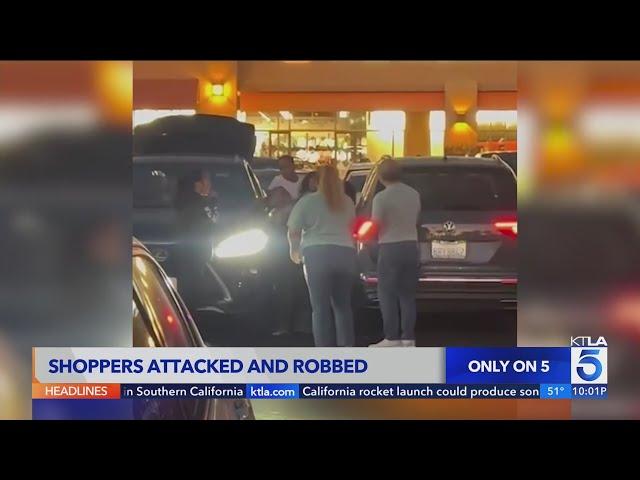 Shoppers in Commerce attacked, robbed in parking lot