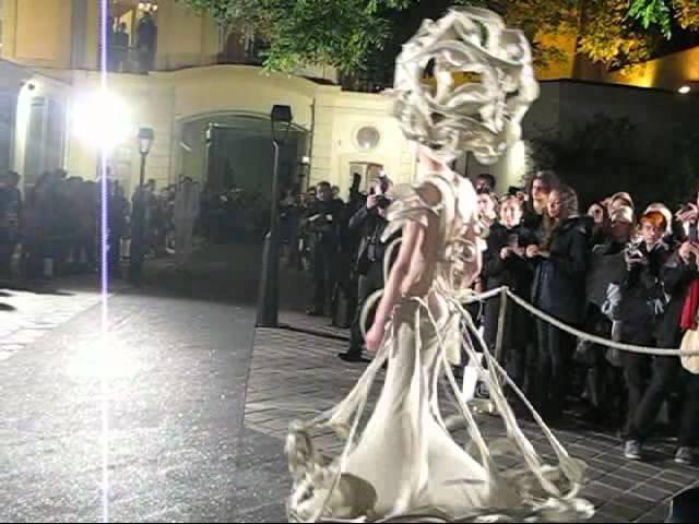 Les Coulisses du Mariage - Défilé White Swan de Larisa Katz (04-11-11)