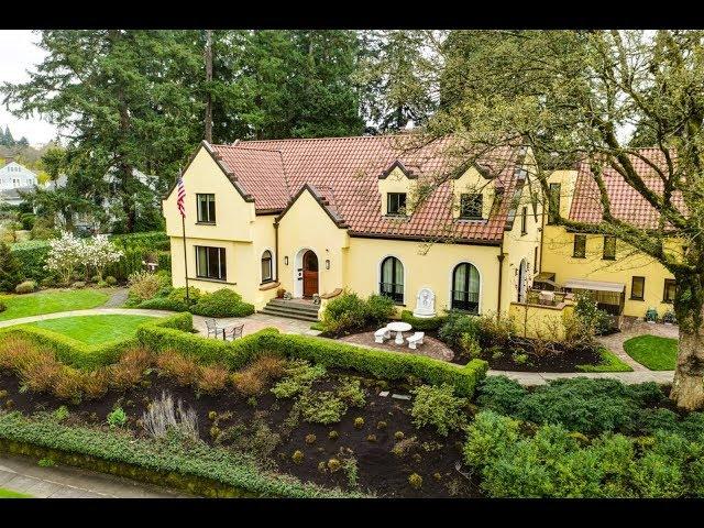 Historic Dutch Colonial Revival in Portland, Oregon | Sotheby's International Realty