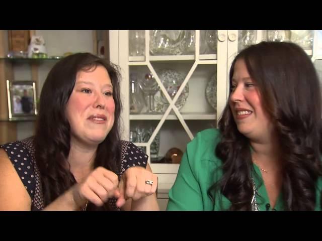 Fraternal twins Ashleigh and Kristen talk about the twin experience