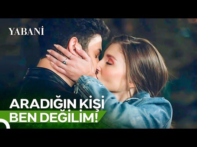 Derin, Yaman'ın Dudaklarına Yapıştı! | Yabani 42. Bölüm