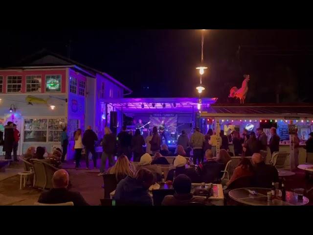 Journey Dixie Highway off Captured Live. Sean Mormelo lead guitar.